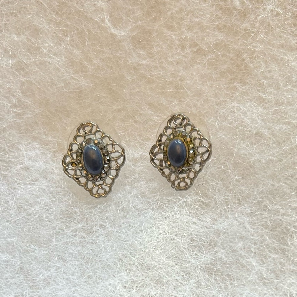 Silver Earrings with Blue Stonee